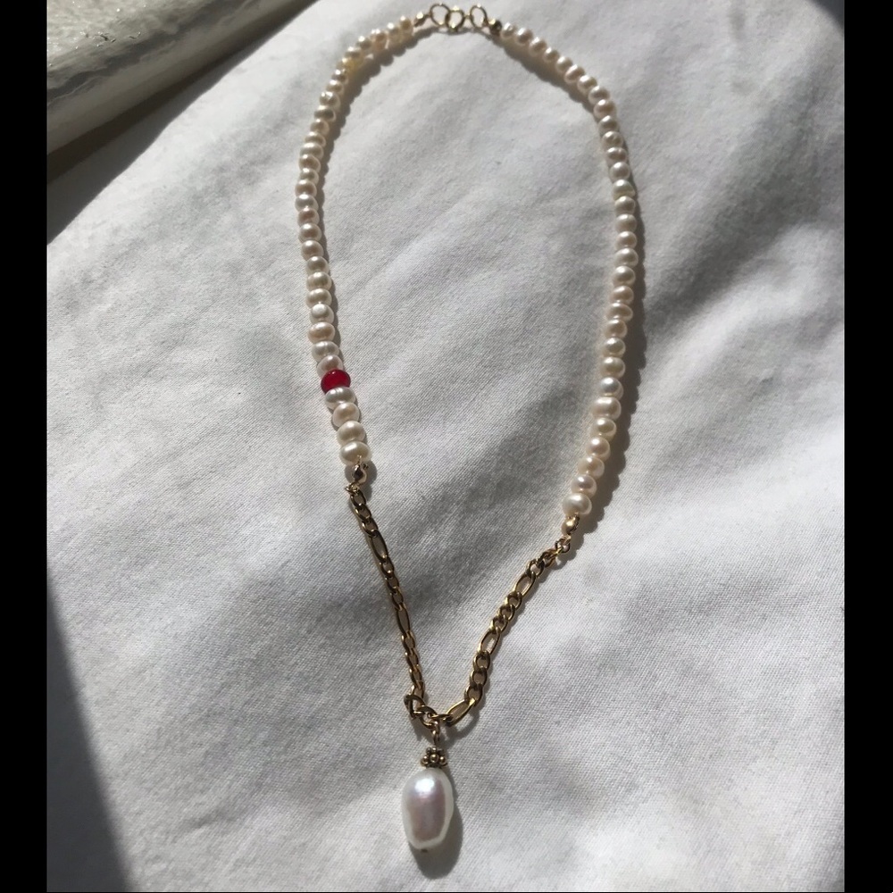 Handmade Gold and pearl necklace